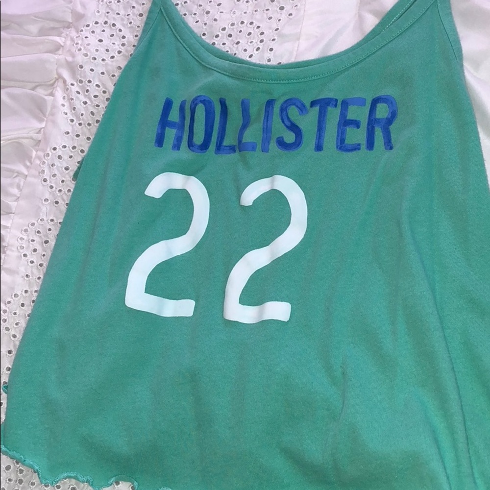 Hollister crop top